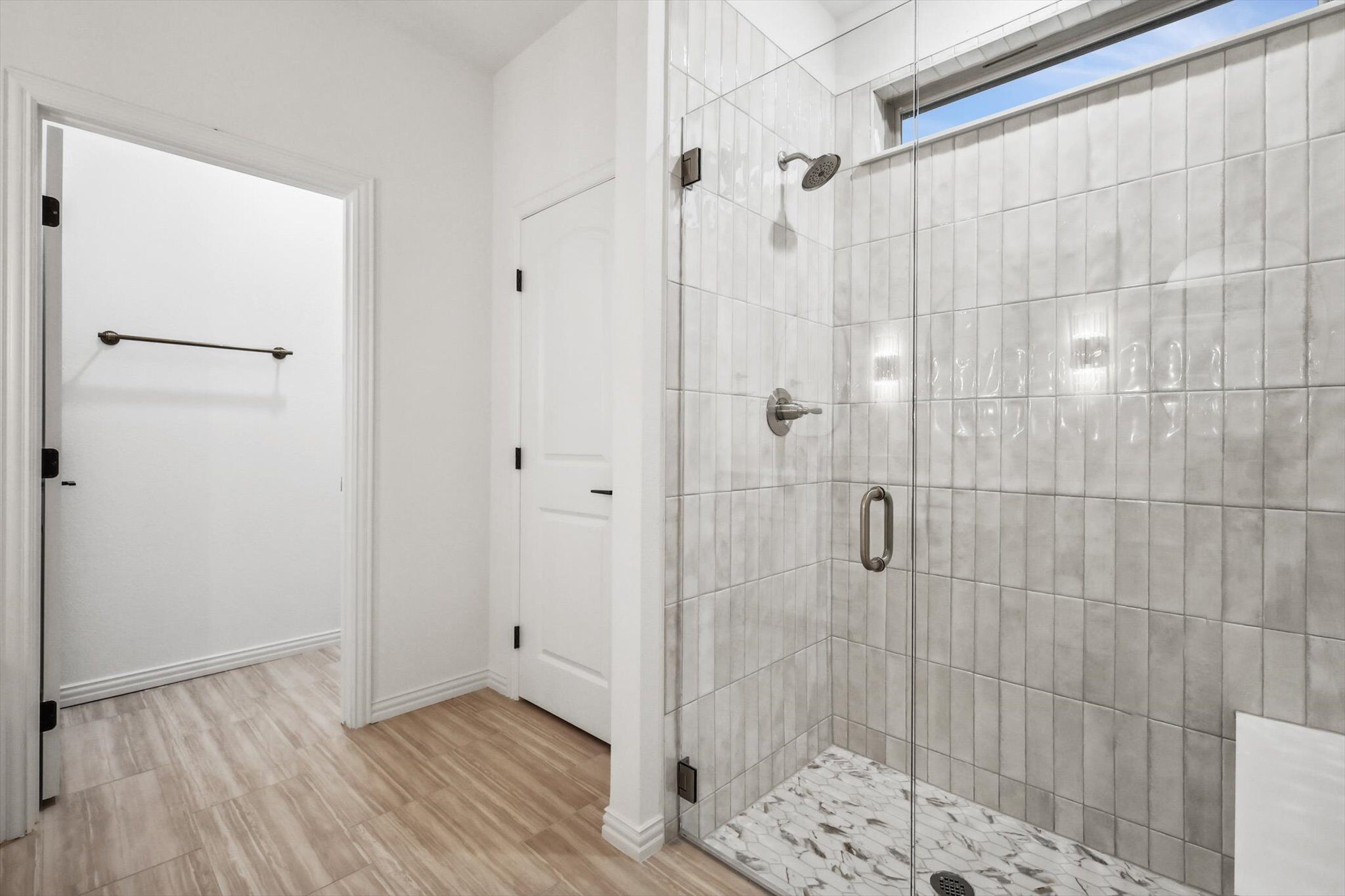 Grandview Walk-In Shower Luxury Master Bath